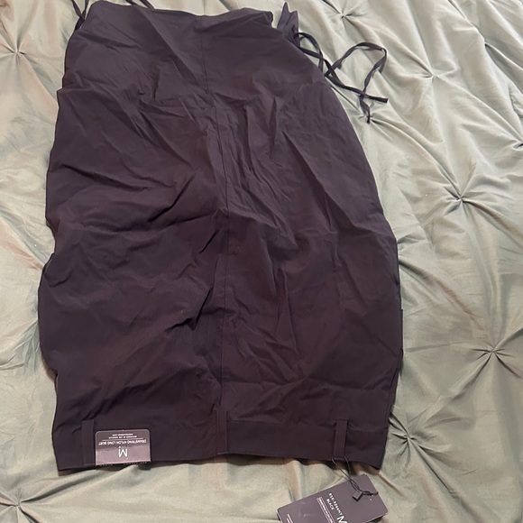 American Bazi Black Asymmetrical Ruched Skirt - Picture 3 of 4